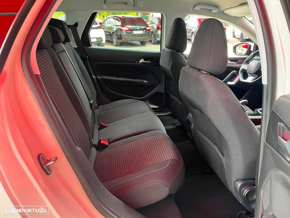 Peugeot 308 SW 1.6 BlueHDi Style - 13