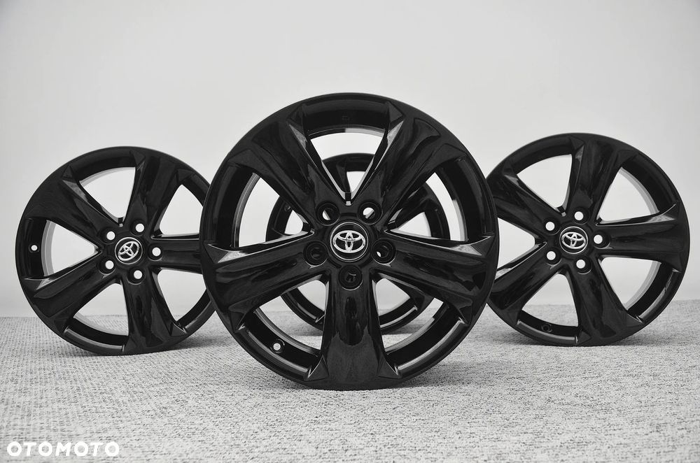 Felgi 7x17 5x114.3 Toyota Corolla Avensis Camry RAV4 C-HR Auris HighLander - 10