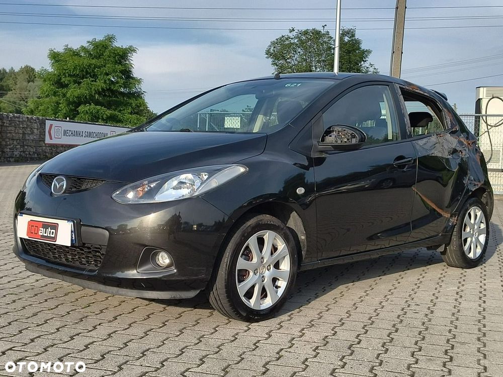 Mazda 2 - 3