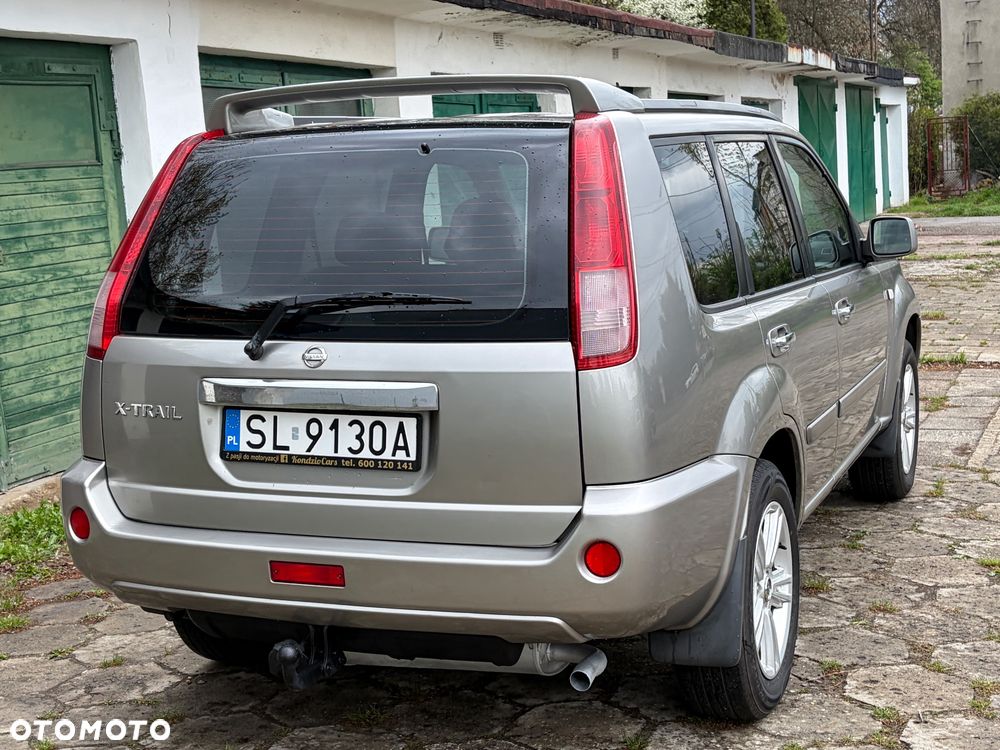 Nissan X-Trail 2.5 4x4 Elegance - 11