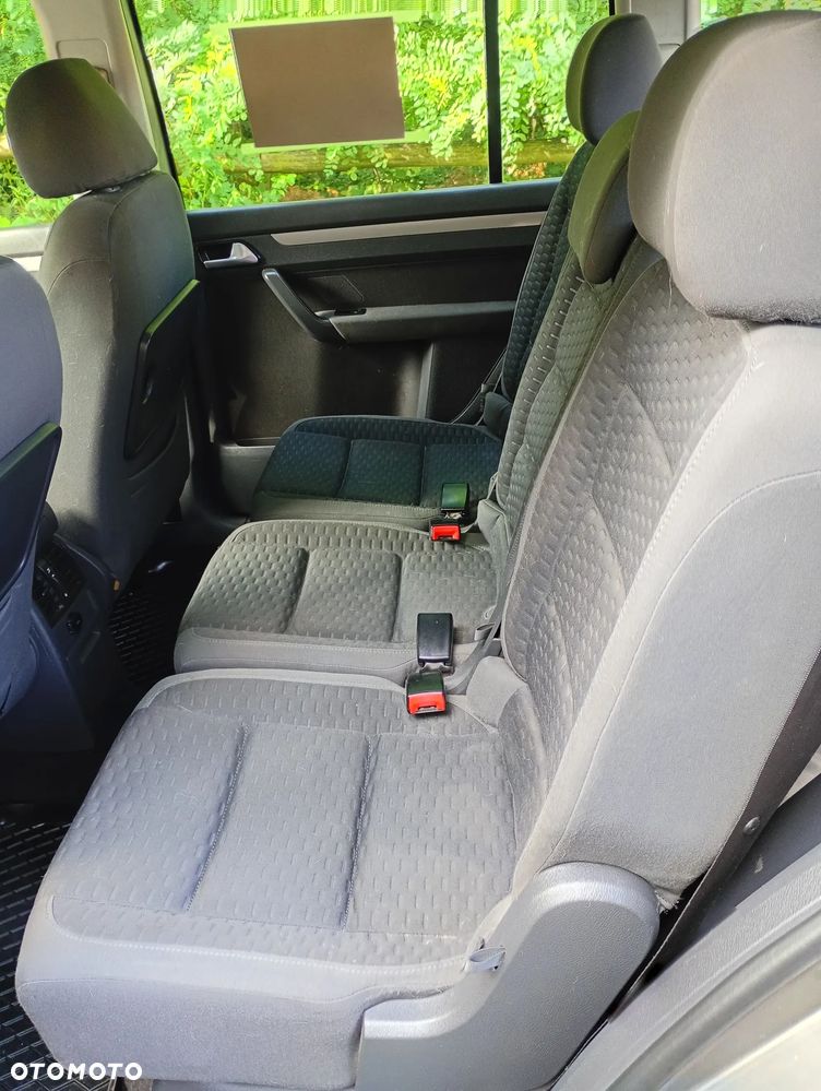 Volkswagen Touran 1.9 TDI DPF Highline DSG - 8