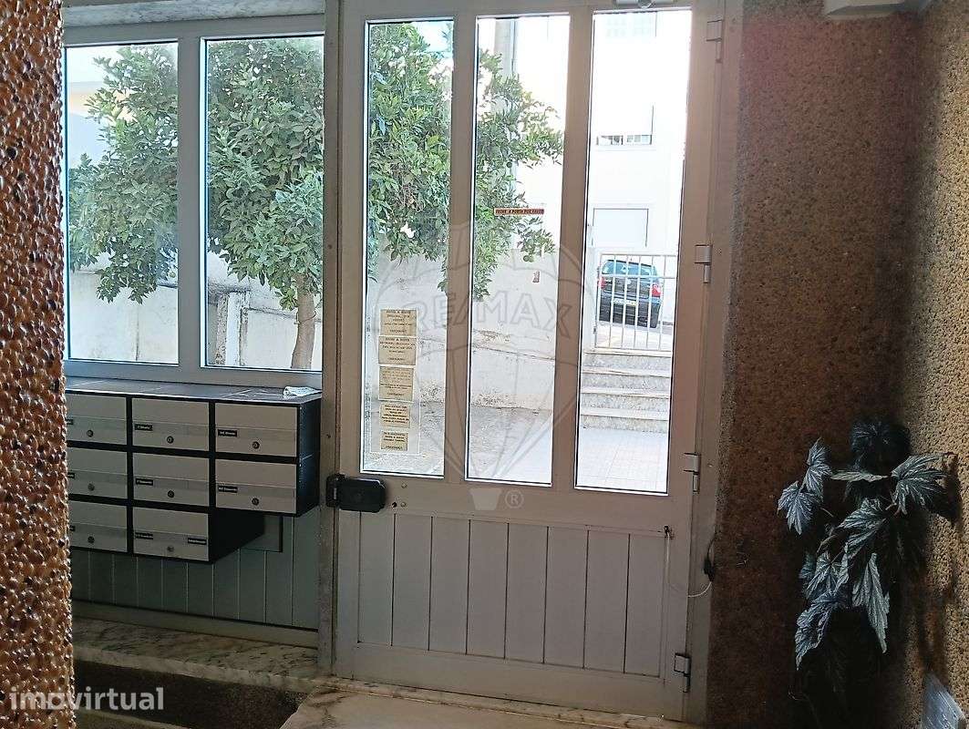 Apartamento T2 para arrendamento - Grande imagem: 4/7