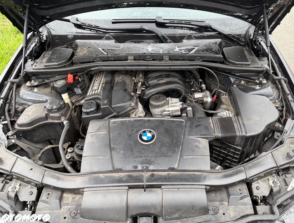 BMW Seria 3 - 33