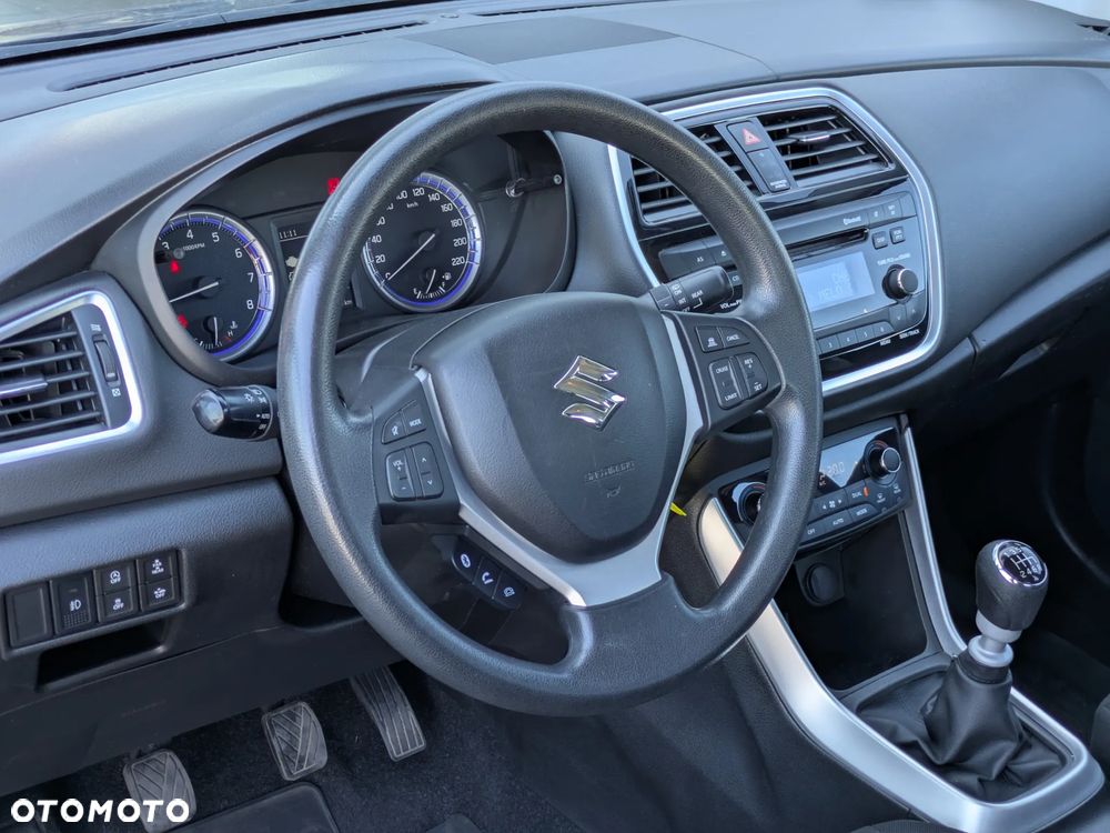 Suzuki SX4 - 10
