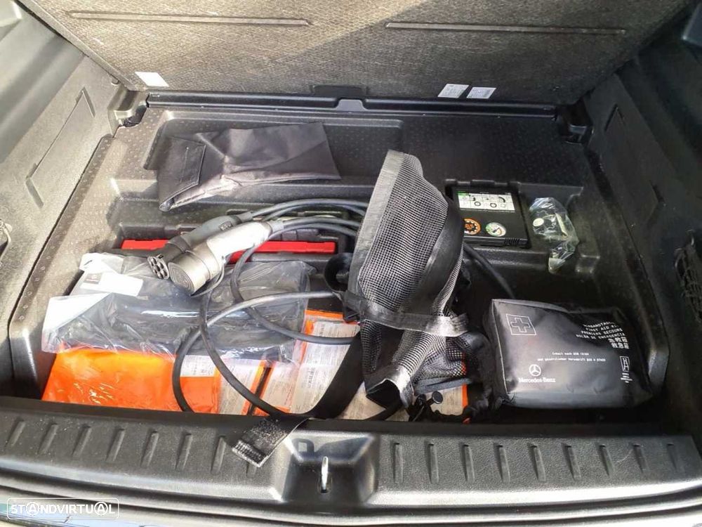 Mercedes-Benz EQB 250 Progressive - 21