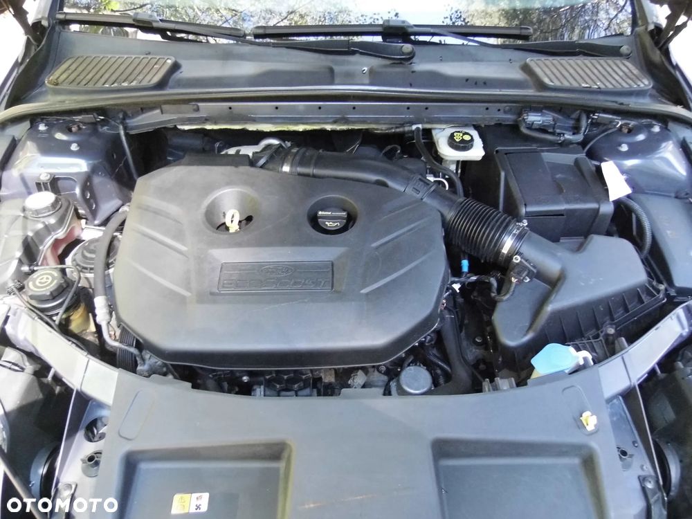Ford Mondeo 2.0 T Ghia MPS6 - 29