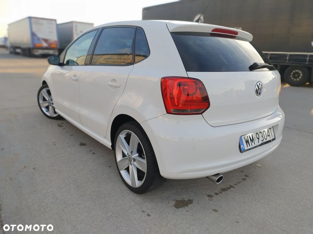 Volkswagen Polo 1.6 TDI Highline - 8
