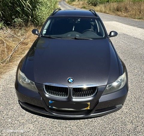 BMW 320 d - 4