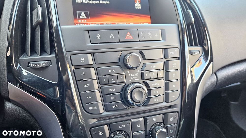 Opel Astra 2.0 CDTI Exklusiv - 15