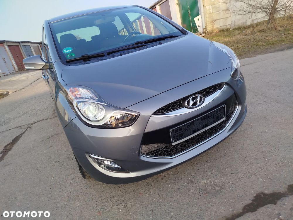 Hyundai ix20 1.6 CRDi Fifa World Cup Edition - 15