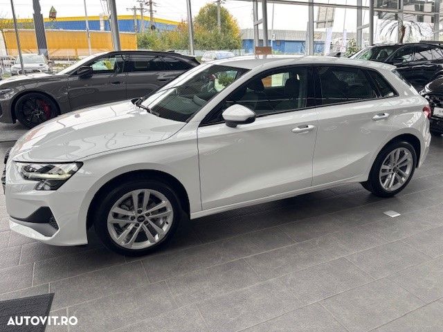 Audi A3 Sportback 1.5 TFSI S tronic 85 kW MHEV Intense - 2