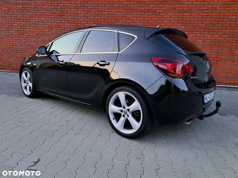 Opel Astra 1.6 Turbo Innovation - 8