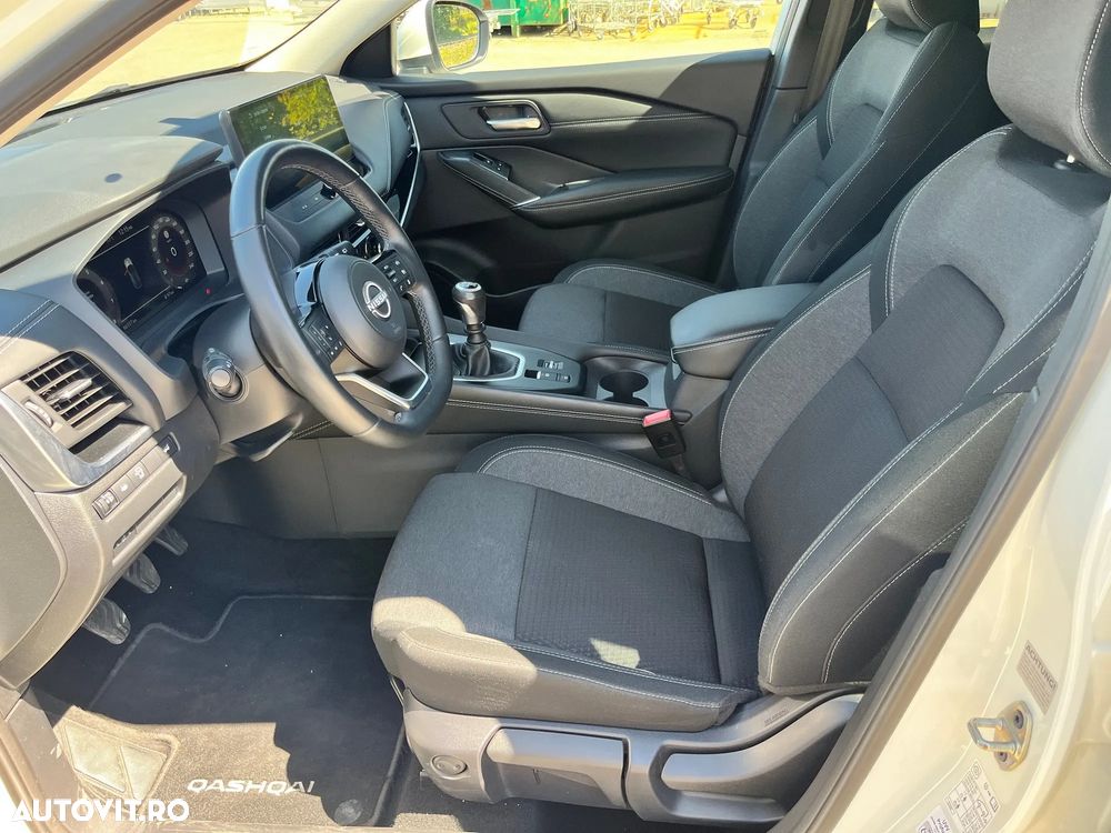 Nissan Qashqai - 11