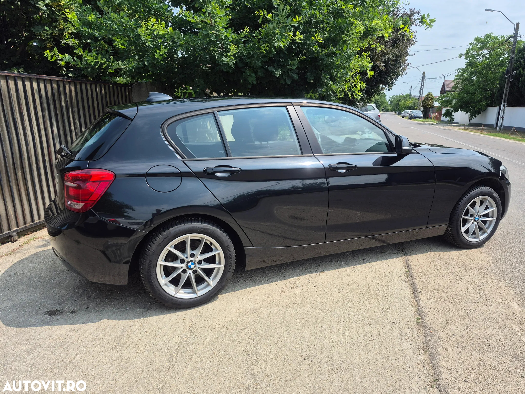BMW Seria 1 116d - 14