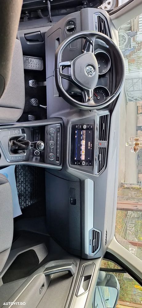 Volkswagen Tiguan - 9