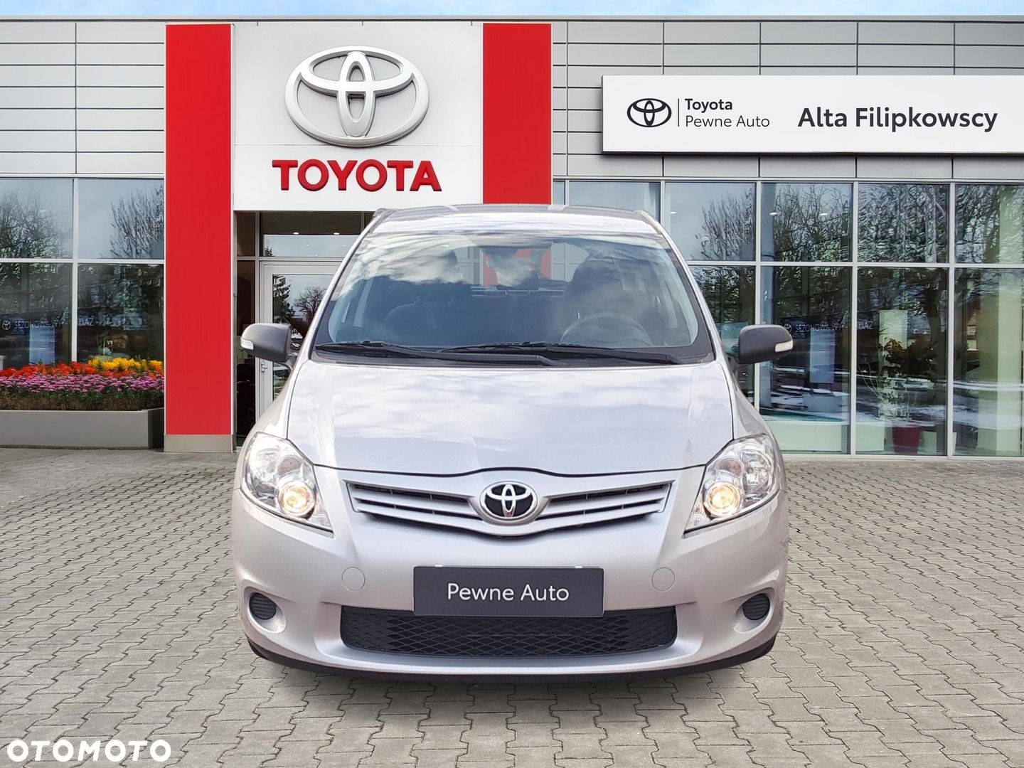 Toyota Auris 1.4 D-4D Terra EU5 - 8