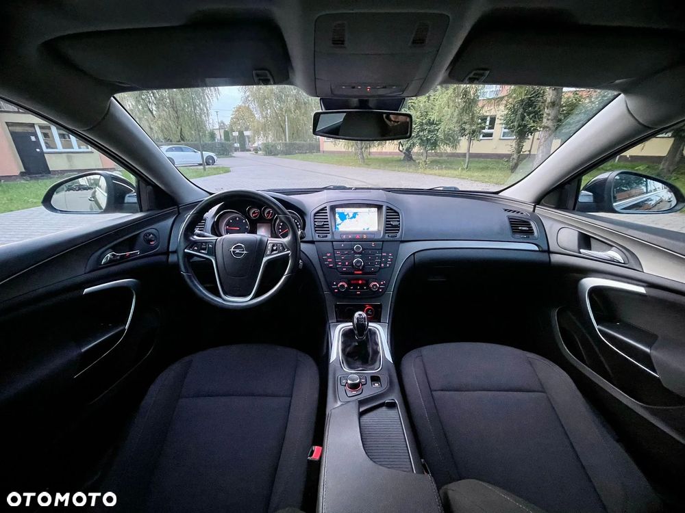 Opel Insignia - 13