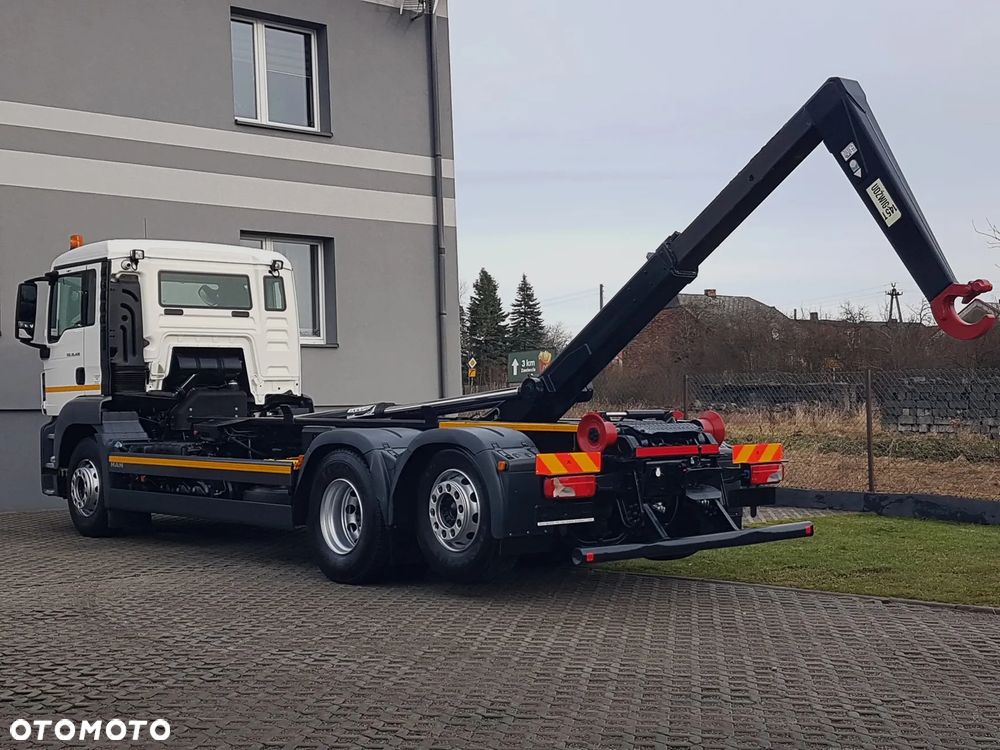MAN TGS 26.420 E6 HAKOWIEC HS20 6x2 3-OSIE - 7