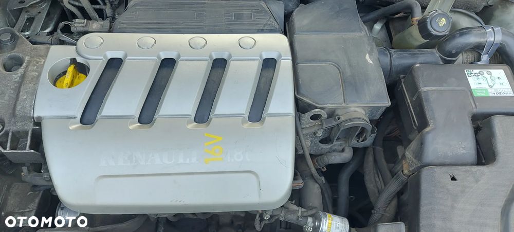 Renault Laguna 1.8 Privilege - 14