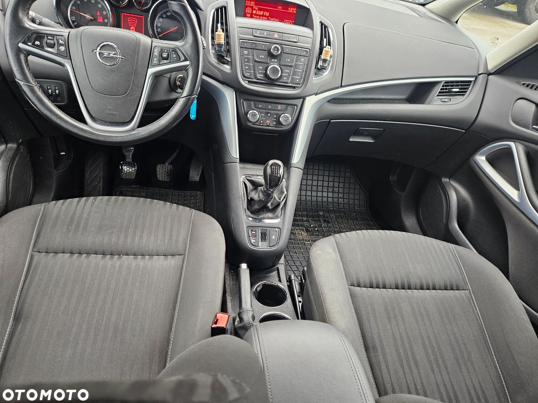 Opel Zafira 1.4 T Cosmo EcoFLEX S&S - 10