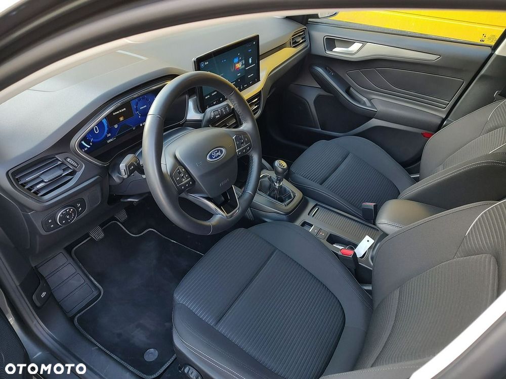 Ford Focus 1.0 EcoBoost Hybrid TITANIUM X - 10