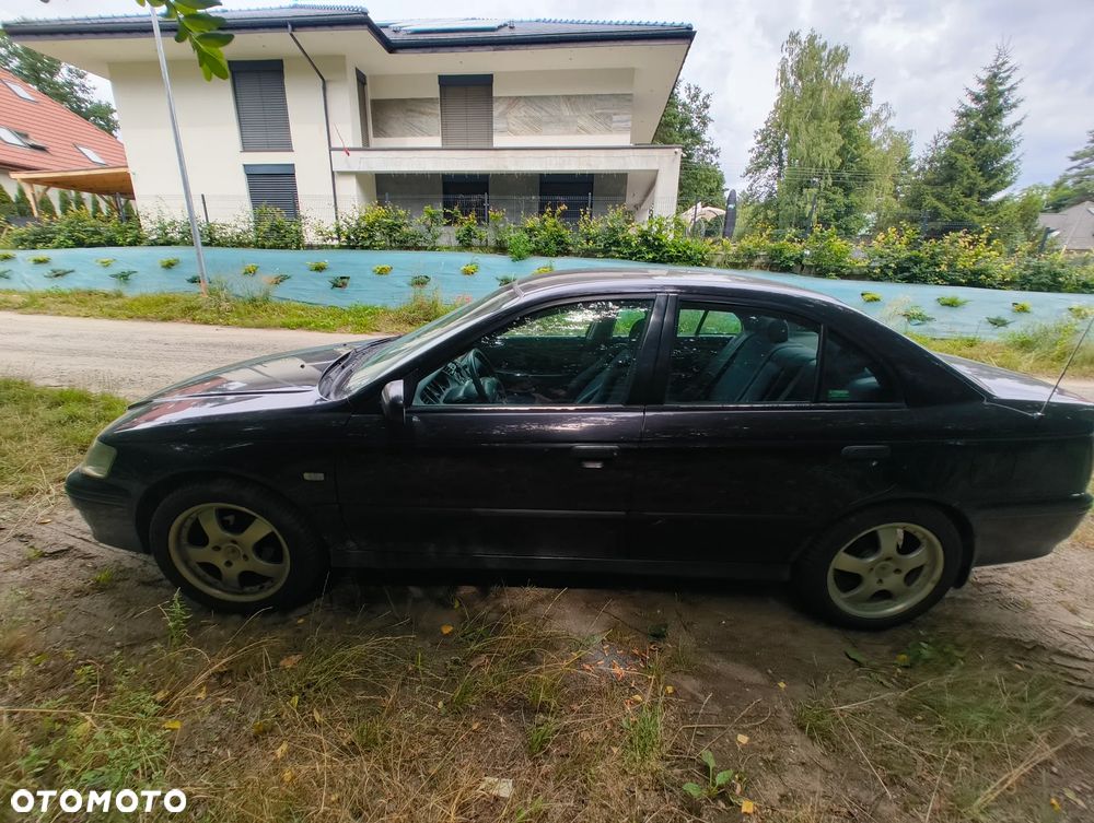 Honda Accord - 1