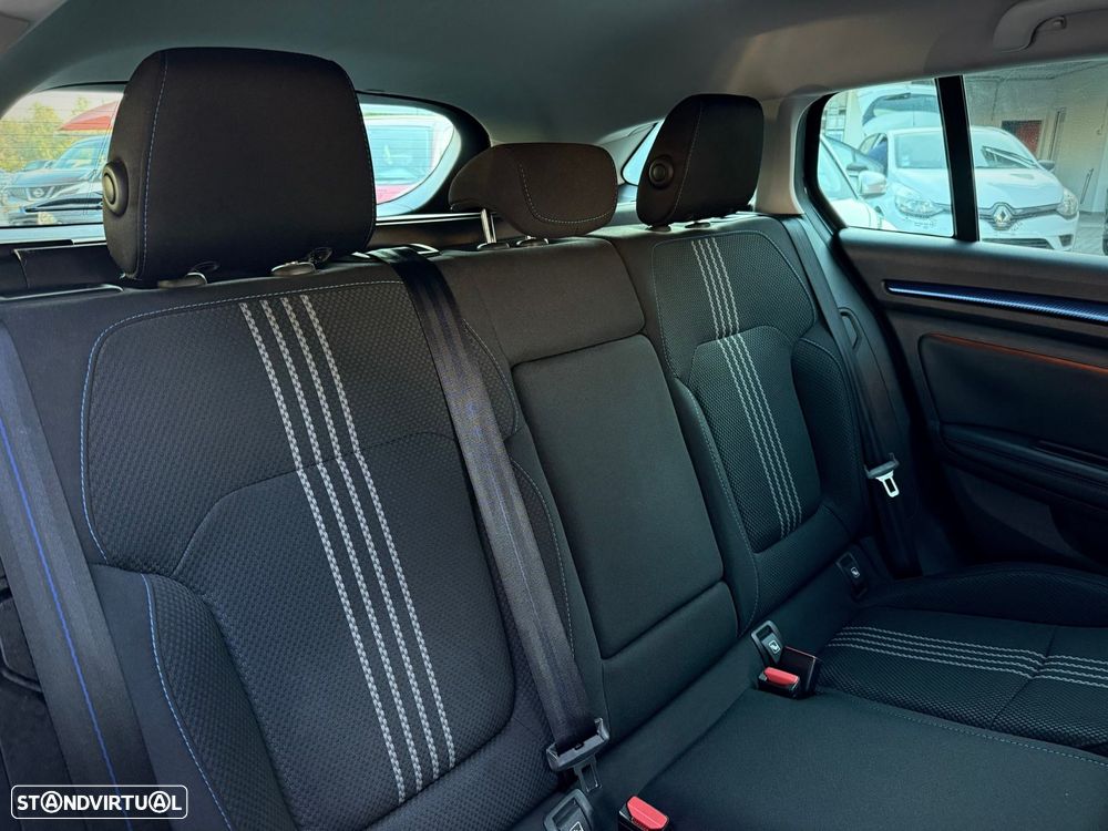 Renault Mégane Sport Tourer 1.5 dCi GT Line J18 - 7