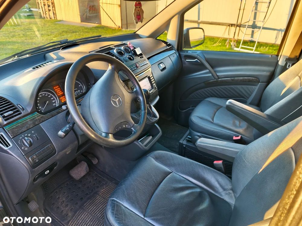 Mercedes-Benz Viano - 14