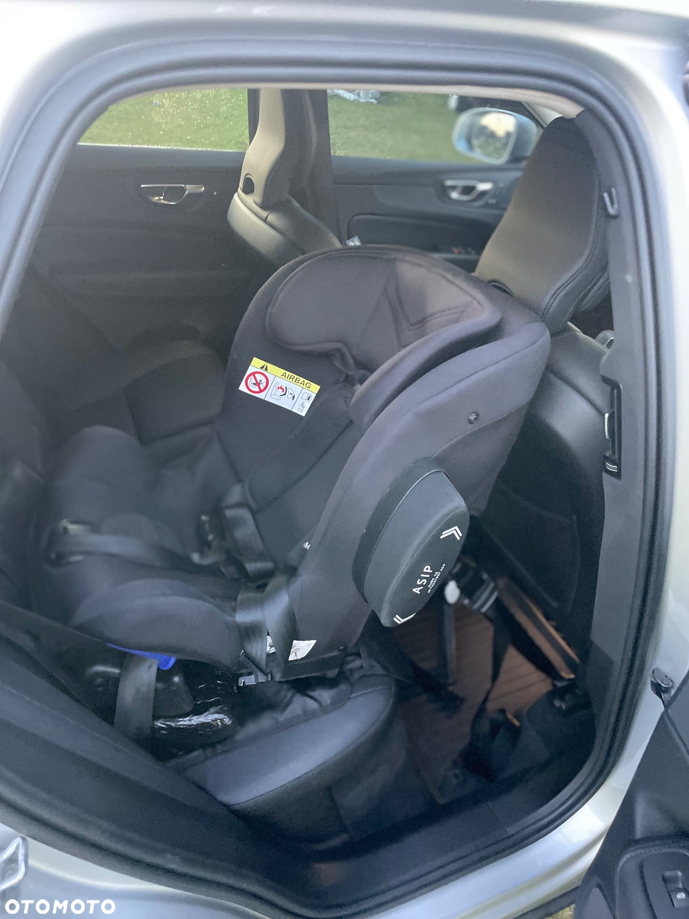 Volvo XC 60 B5 B AWD Plus Bright - 11