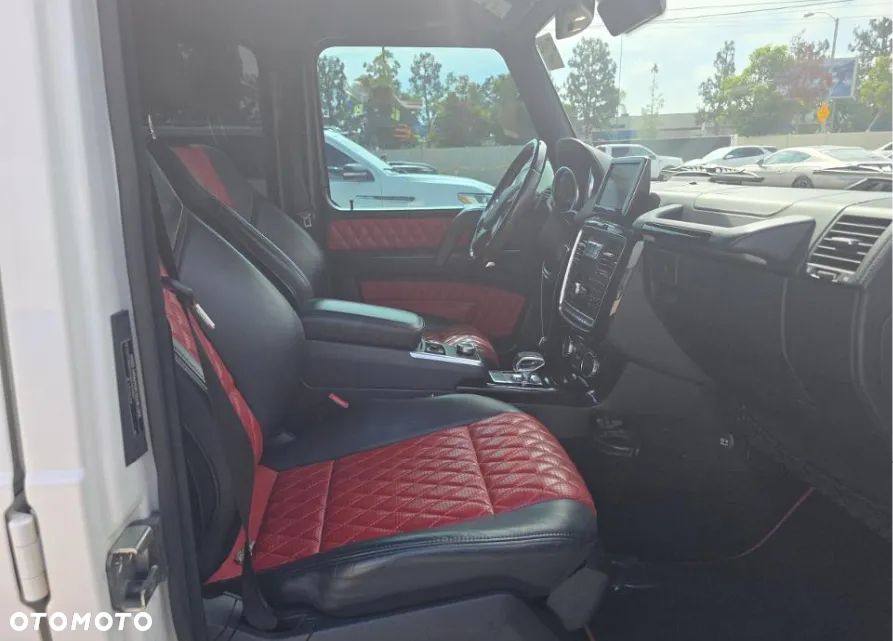 Mercedes-Benz Klasa G AMG 63 AMG SPEEDSHIFT 7G-TRONIC - 11