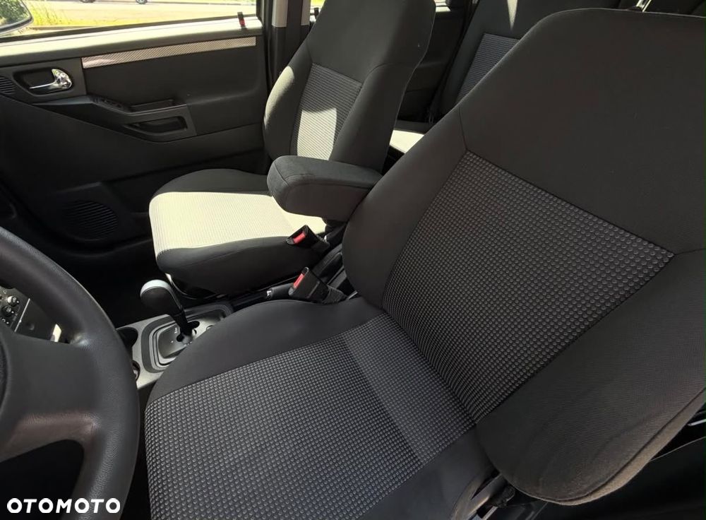 Opel Meriva - 11