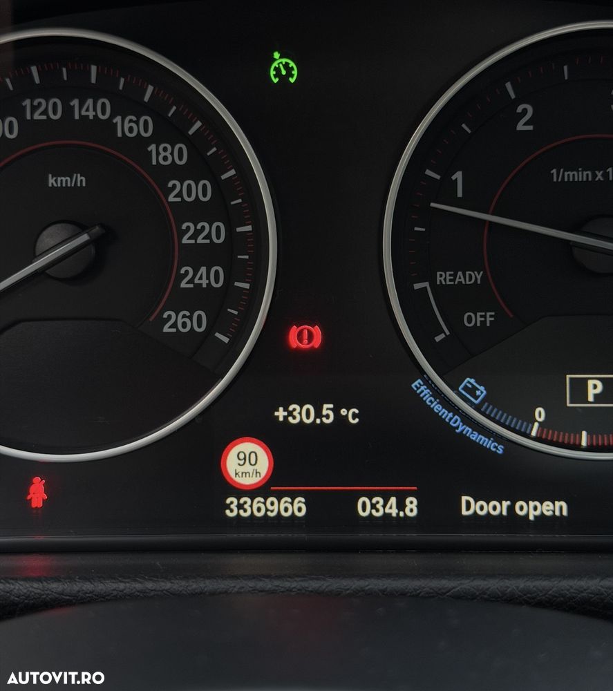 BMW Seria 3 320d Aut. Edition M Sport Shadow - 35