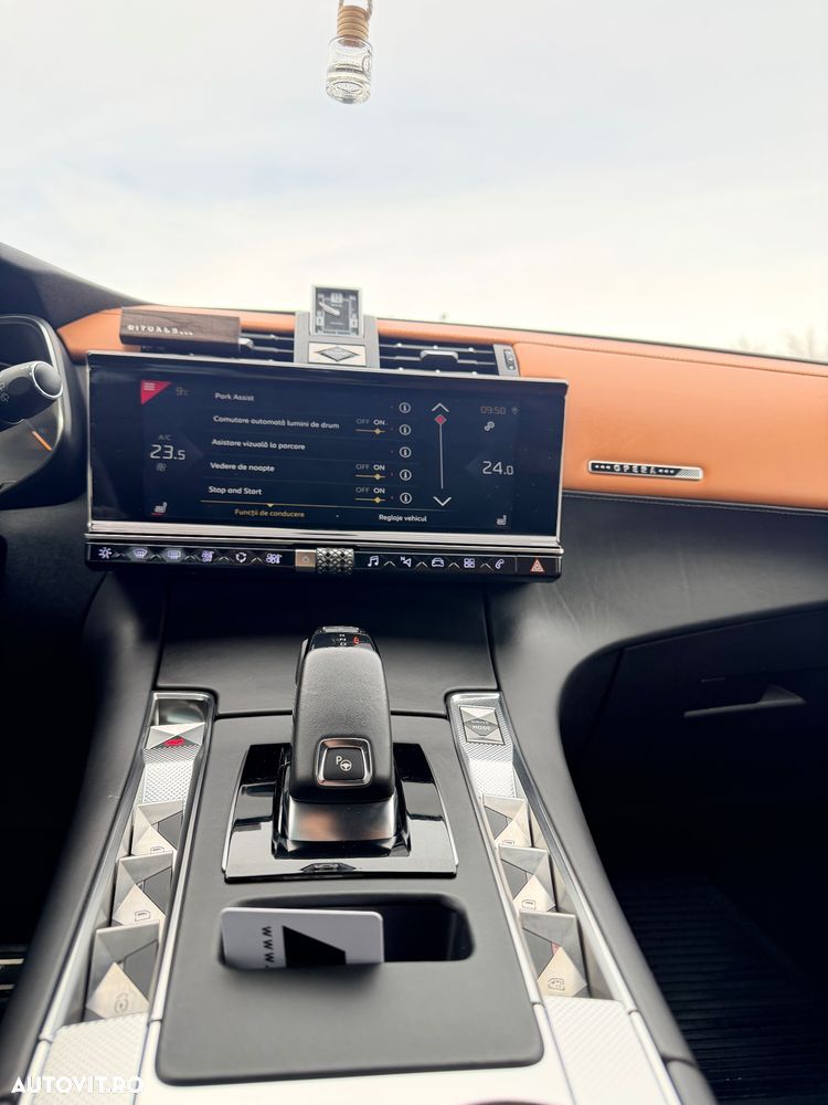 DS Automobiles DS 7 Crossback - 12