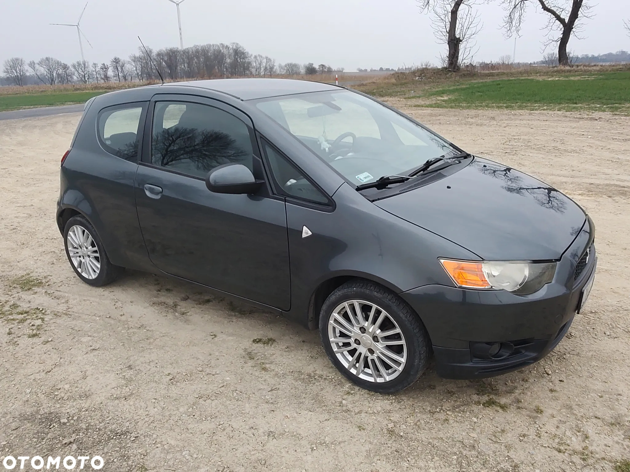 Mitsubishi Colt - 7