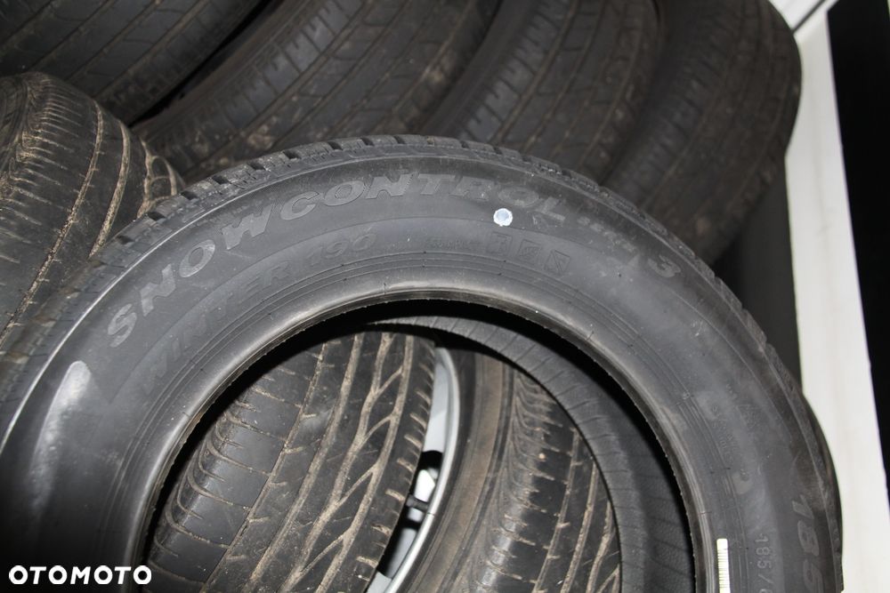 Opona Pirelli Snowcontrol 185/65R15 - 5