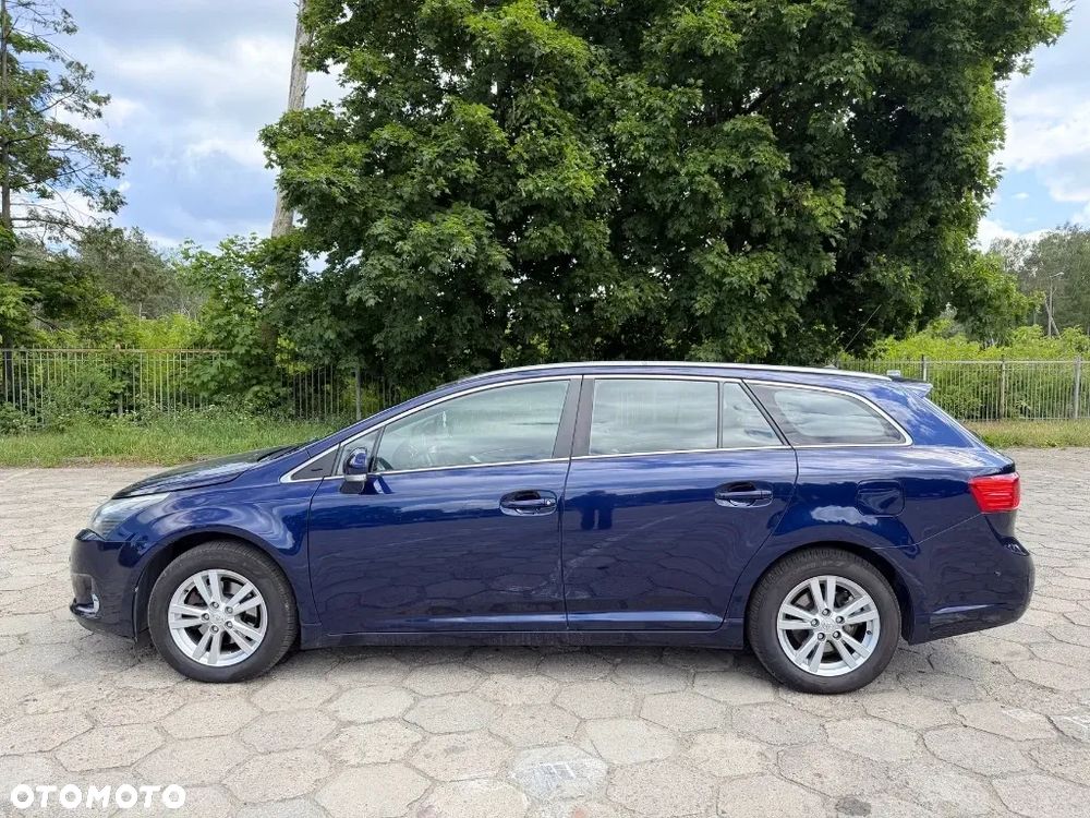 Toyota Avensis - 6