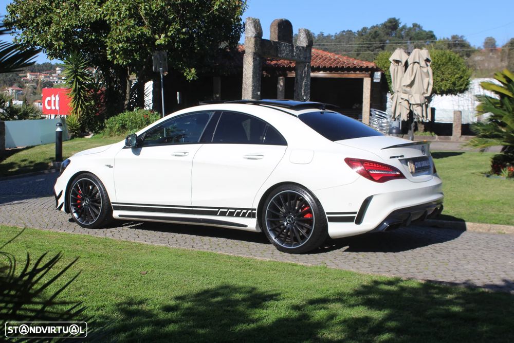 Mercedes-Benz CLA 45 AMG 4Matic Speedshift DCT 7G Night Edition - 4