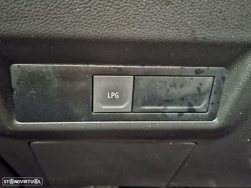 Renault Captur 1.0 TCe Techno Bi-Fuel - 21