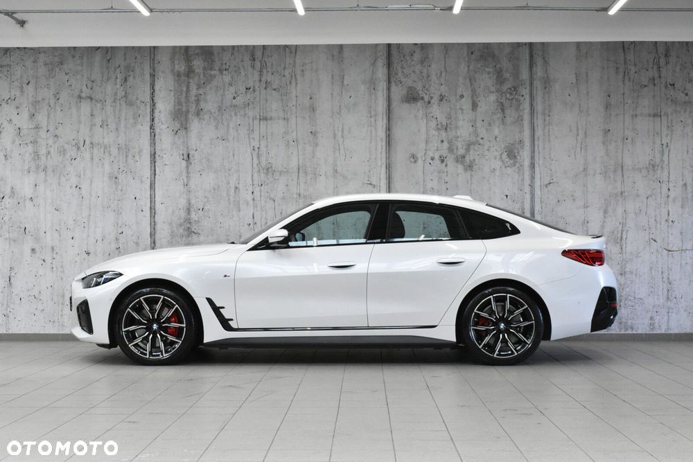 BMW i4 - 4