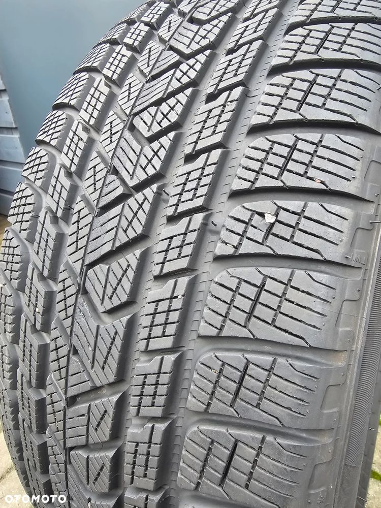 Pirelli Scorpion Winter 275/40R22 107 V BMW - 2