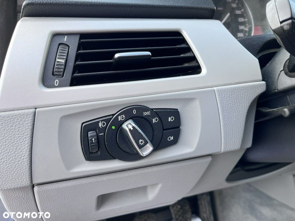 BMW Seria 3 - 16