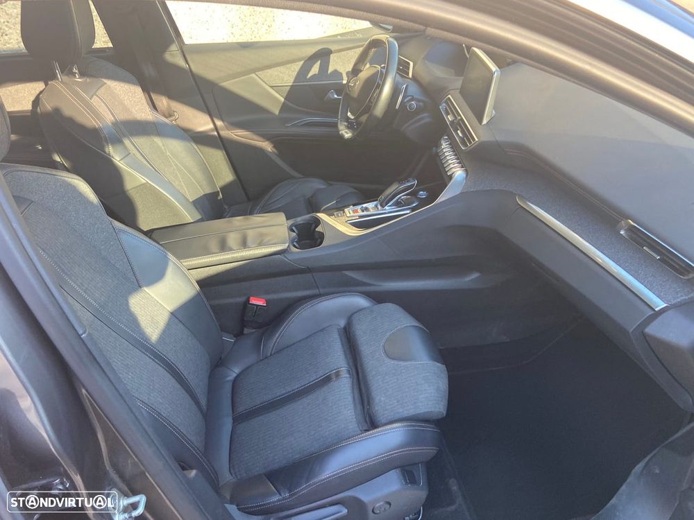 Peugeot 5008 1.6 BlueHDi GT Line EAT6 - 2
