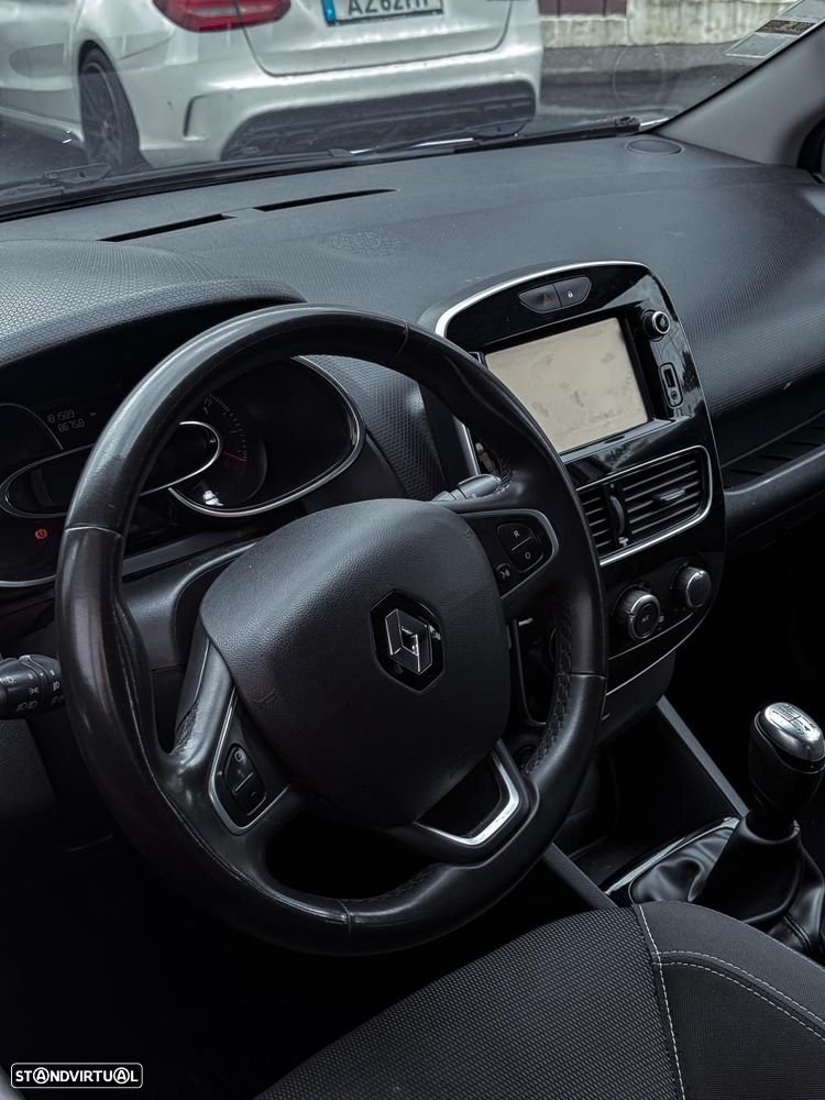 Renault Clio Sport Tourer 1.5 dCi Limited EDition - 11