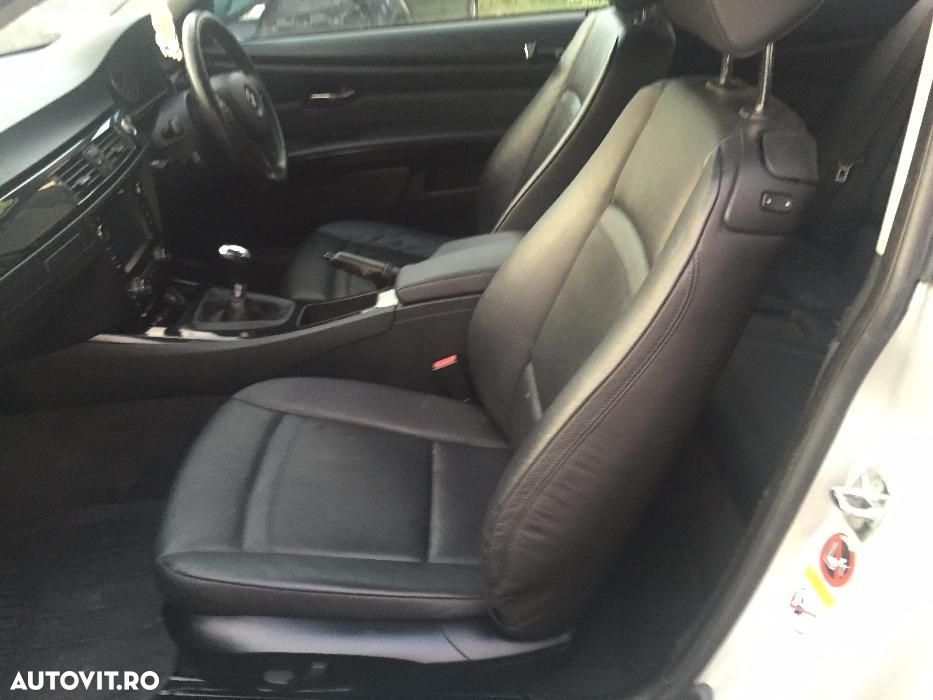 dezmembram bmw 330d coupe e92 - 8