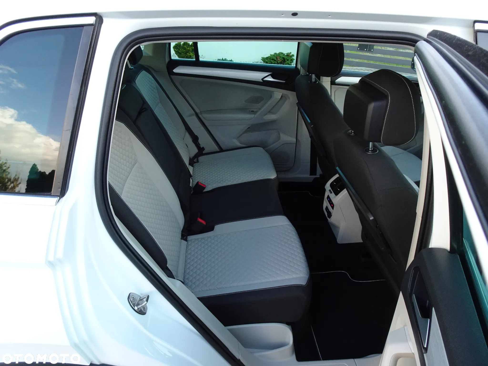 Volkswagen Tiguan 1.5 TSI EVO Comfortline - 16