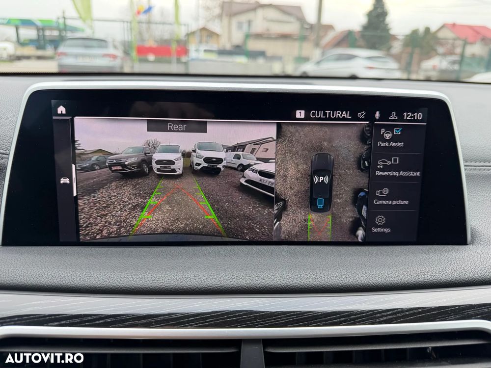 BMW Seria 7 745e - 12