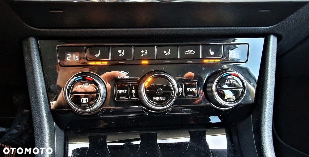 Skoda Superb 1.5 TSI ACT Style DSG - 16