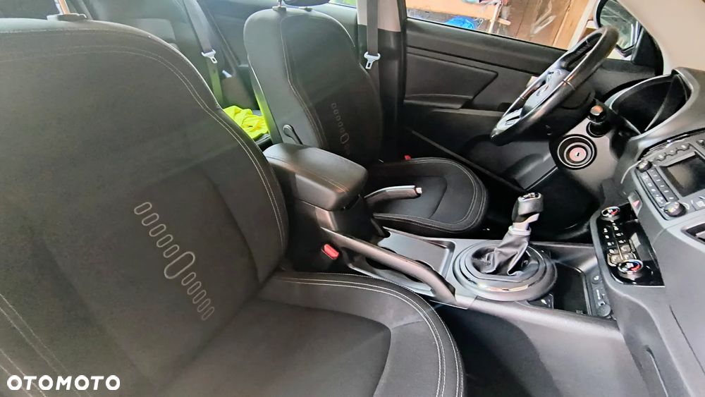 Kia Sportage 2,0 CRDI 2WD Vision - 6