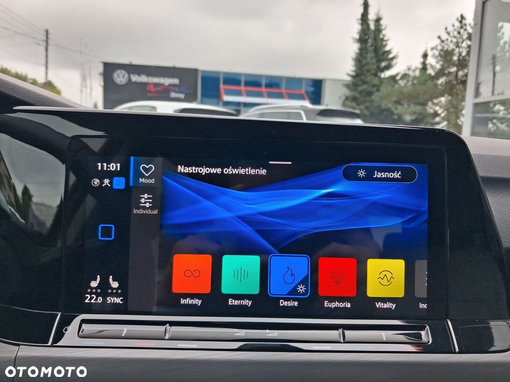 Volkswagen Golf 1.5 TSI EVO Style - 28