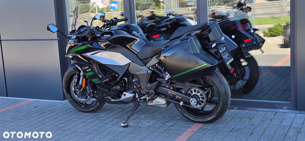 Kawasaki Ninja 1000 SX - 26